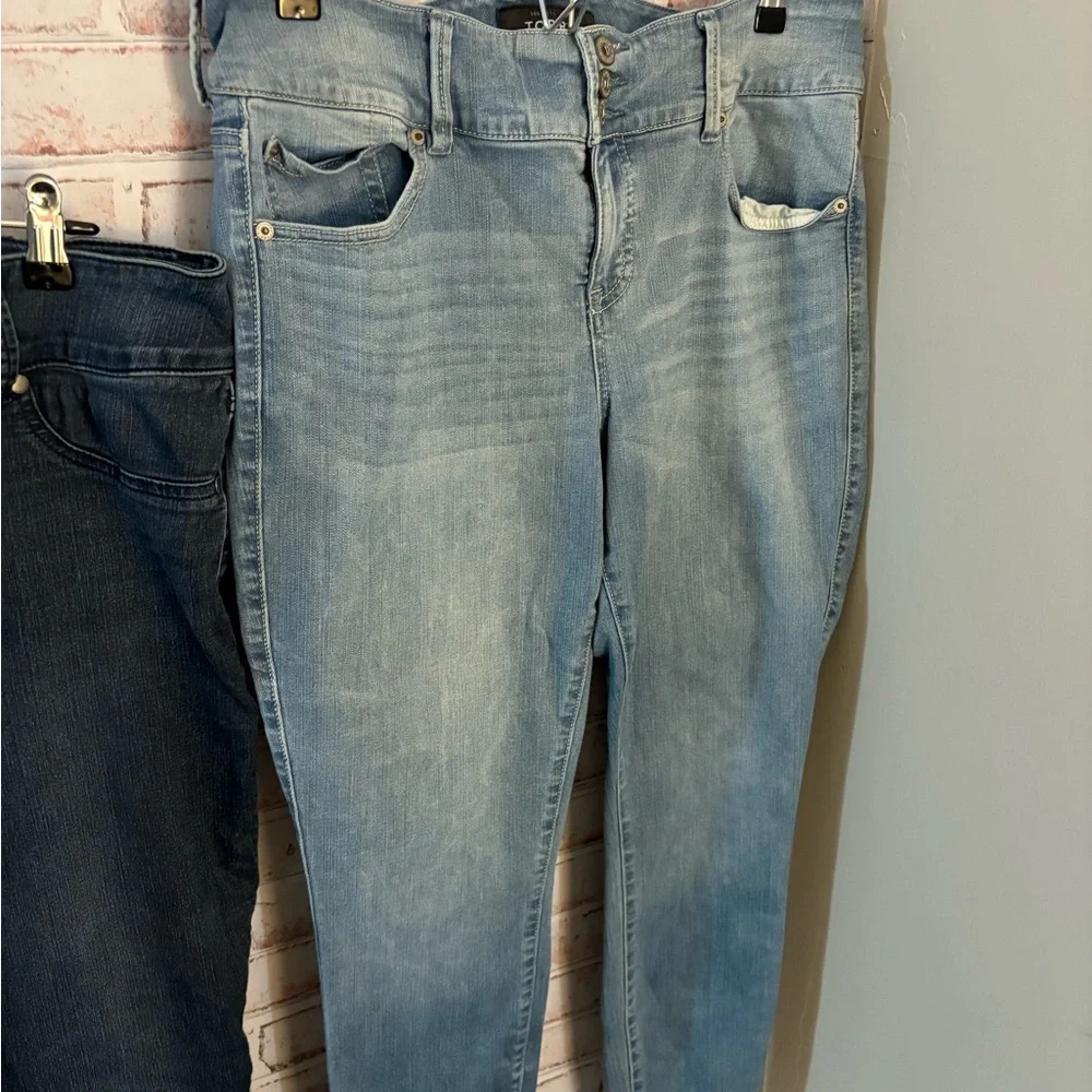 Women's Dark and Blue Jegging. Torrid - Picture 4 of 7